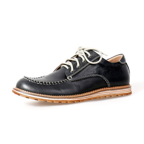 Helios // Modern Lace-Up // Black (Euro: 38)