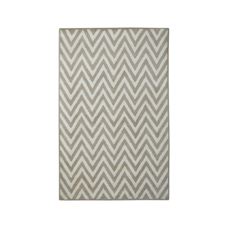 Moroccan Chevron Clarke // Beige + Ivory