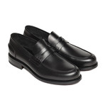 British Passport Shoes // Plain Goodyear Loafer // Black (Euro: 44)