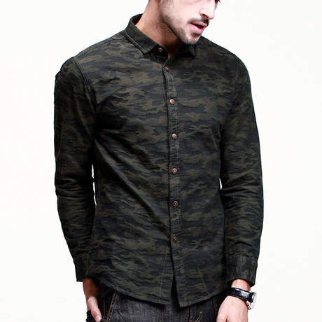 Kuegou // Camo Button-Up // Green (S)