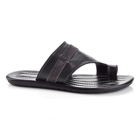 Franklyn Toe Loop Sandal // Black (US: 7.5)