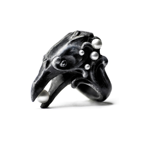 Black Corvus Ring (Size 5)