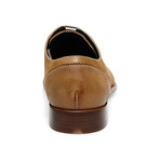 Steve Madden // Revieww Cap-Toe Derby // Tan Nubuck (US: 11)