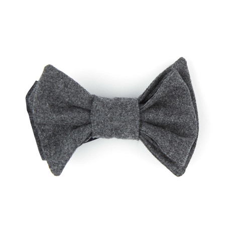 Finni Bow Tie // Grey