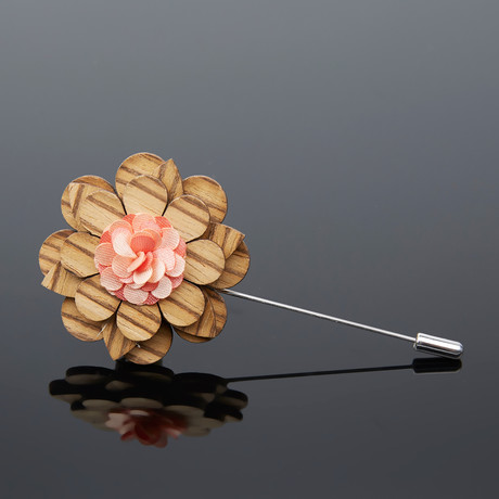 The Christopher Lapel Pin // Pink