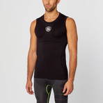 Comfort Compression Kinetic Cut Sleeve Top // Black (XL)