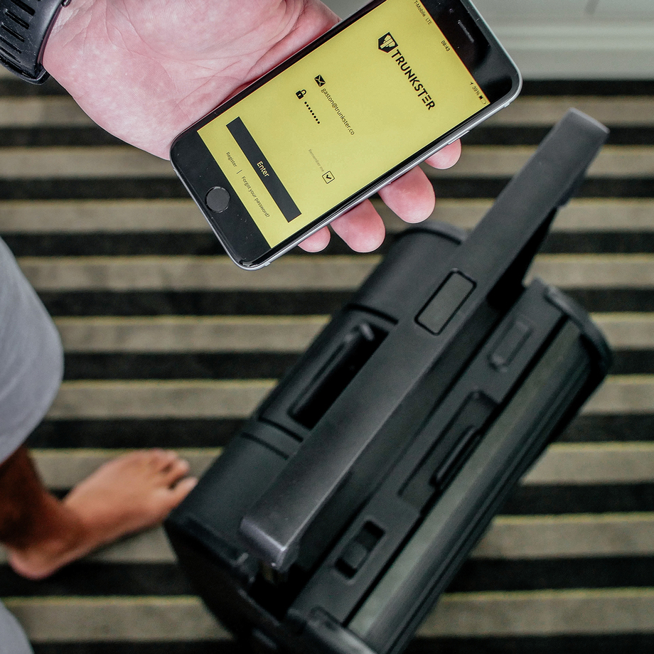 Trunkster Smart Luggage + GPS Tracker Touch of Modern