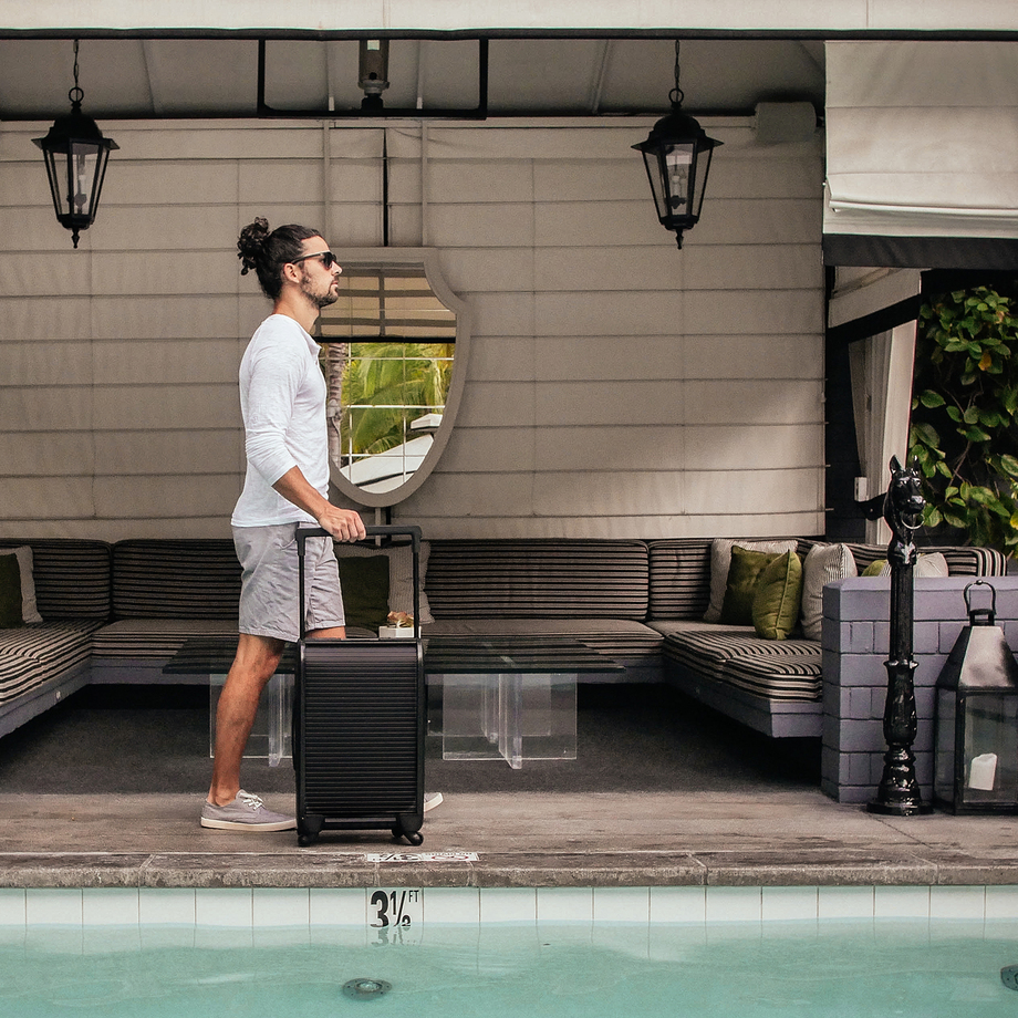 Trunkster Smart Luggage + GPS Tracker Touch of Modern