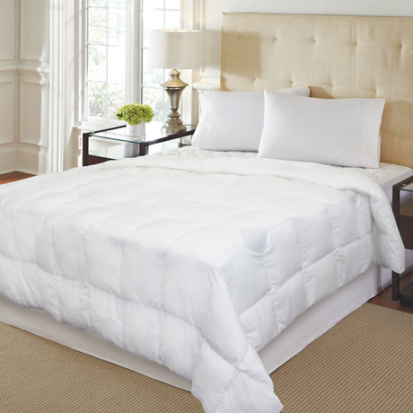 Pure Rest Breathable Vented Down Alternative Comforter (Twin)