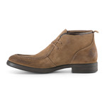 Howard Chukka // Earthstone (US: 9)