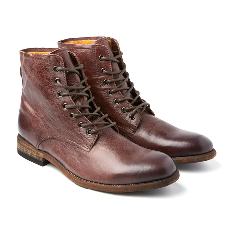 Plain Toe Boot // Lampone (Euro: 40)