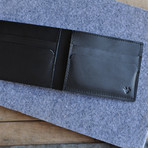 Sleek Bifold Wallet // Black