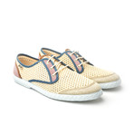 Maians // Sisto Rejilla // Beige (Euro: 41)