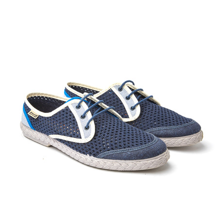 Maians // Sisto Rejilla // Navy (Euro: 40)