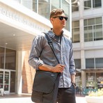 Linear Shoulder Bag // Black