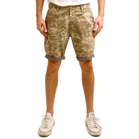 Strutter Short // Sand (30)