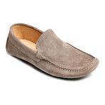 Plain Mocassin  // Taupe (Euro: 43)