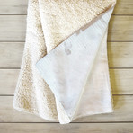 Queen // Fleece Throw Blanket (Medium)