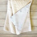 King // Fleece Throw Blanket (Medium)