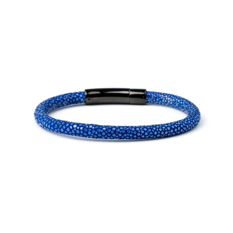 Blue Stingray + Black Clasp (Small)