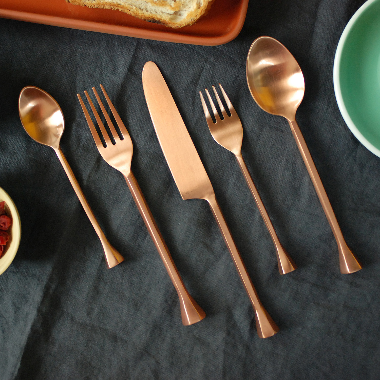 cutlery-set-copper-quantumby-touch-of-modern