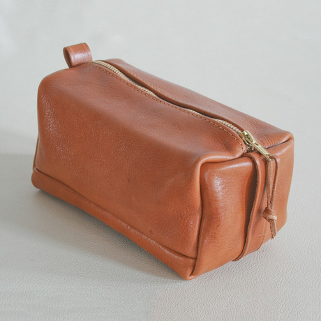 Dopp Kit // Honey Leather