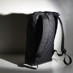 Invisible Backpack // Black