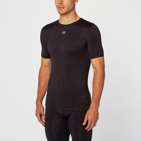 Seamless Short-Sleeve Compression Shirt // Black (S)