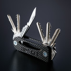 TIDY-KEY // Carbonfibre + Knife