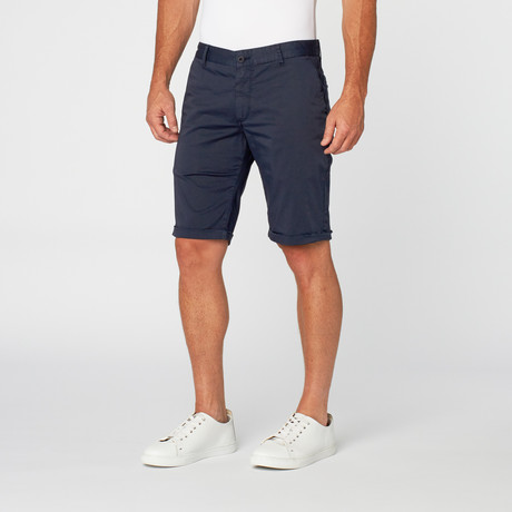 Basic Bermuda // Navy (50)