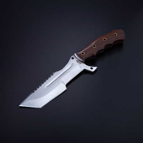 BucknBear Knives // Tanto Tracker // Walnut Wood