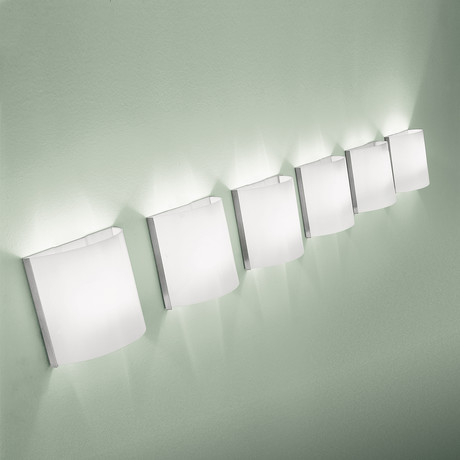 AA20 // Wall Light