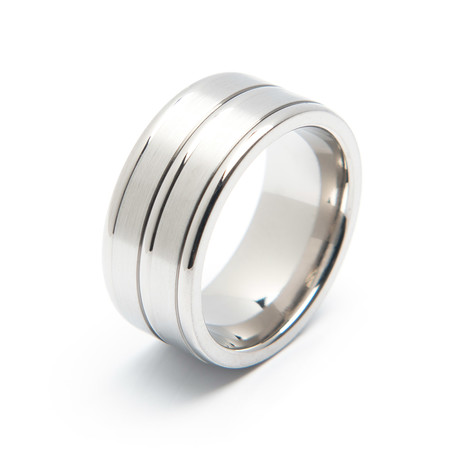 Titanium Ring V (Size 7)