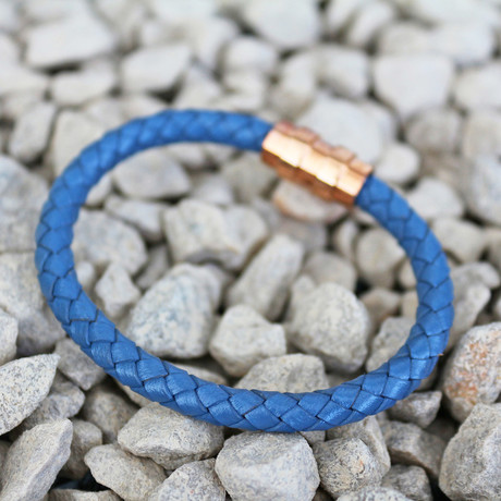 LB Twist Bracelet // Blue (Small)