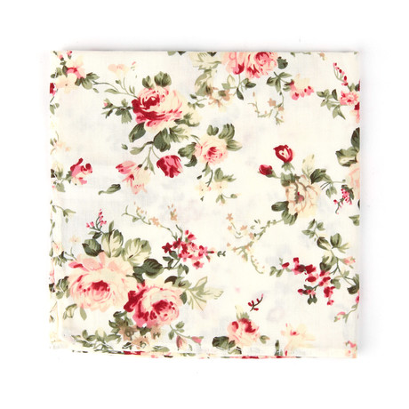 Ainsley & Troupe // Le Fleuriste Pocket Square // Cream + Floral