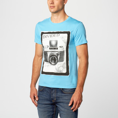 Classic Camera T-Shirt // Turquoise (S)