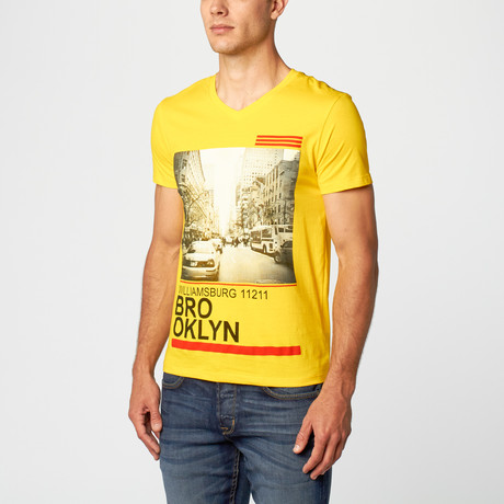 Williamsburg Brooklyn V-Neck T-Shirt // Yellow (S)