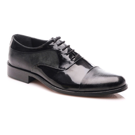 Patria Mardini // Textured Oxford // Black (Euro: 40)