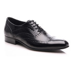 Wingtip Brogue // Black (Euro: 45)