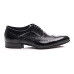 Wingtip Brogue // Black (Euro: 45)