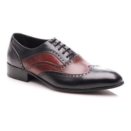 Two Toned Brogue // Black, Bordeaux (Euro: 40)