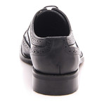 Perforated Brogue // Black (Euro: 45)