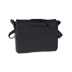The Skivvy Large // 15' Laptop Messenger Bag (Black)
