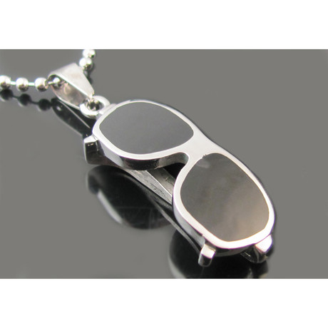 Beaded Chain Necklace + Sunglasses Pendant