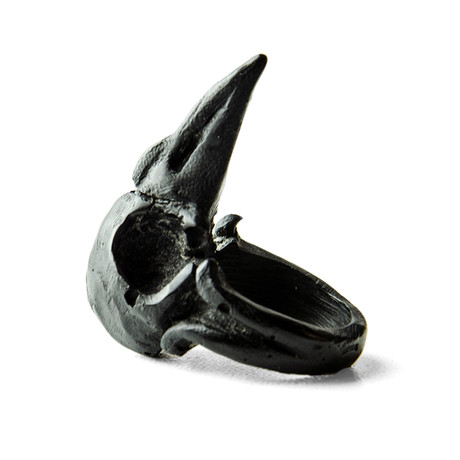 Raven Skull Ring // Black (Size 5)