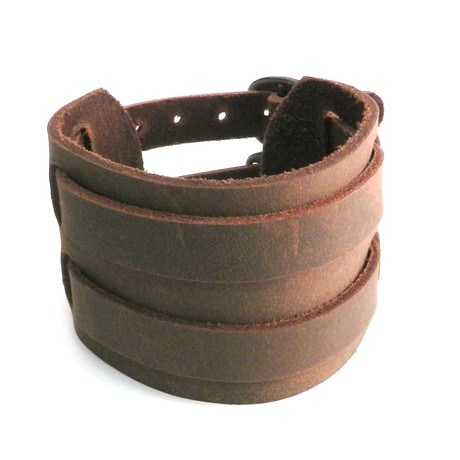 Leather Buckle Brown Cuff Bracelet (Brown)