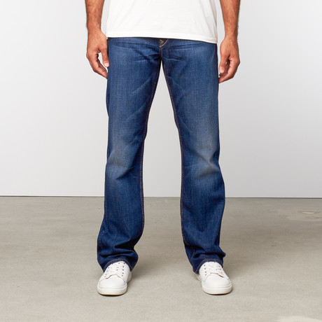 Relaxed Straight Leg Jean // Blue (29WX32L)