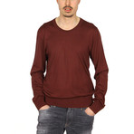 Roundneck Sweater // Bordeaux (US: 40R)