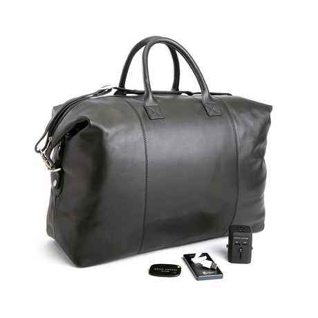 Expandable Duffel with Bluetooth Tracker, PowerBank, + Adapter (Black)