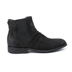 2120 // Chelsea Boot // Black (US: 8)